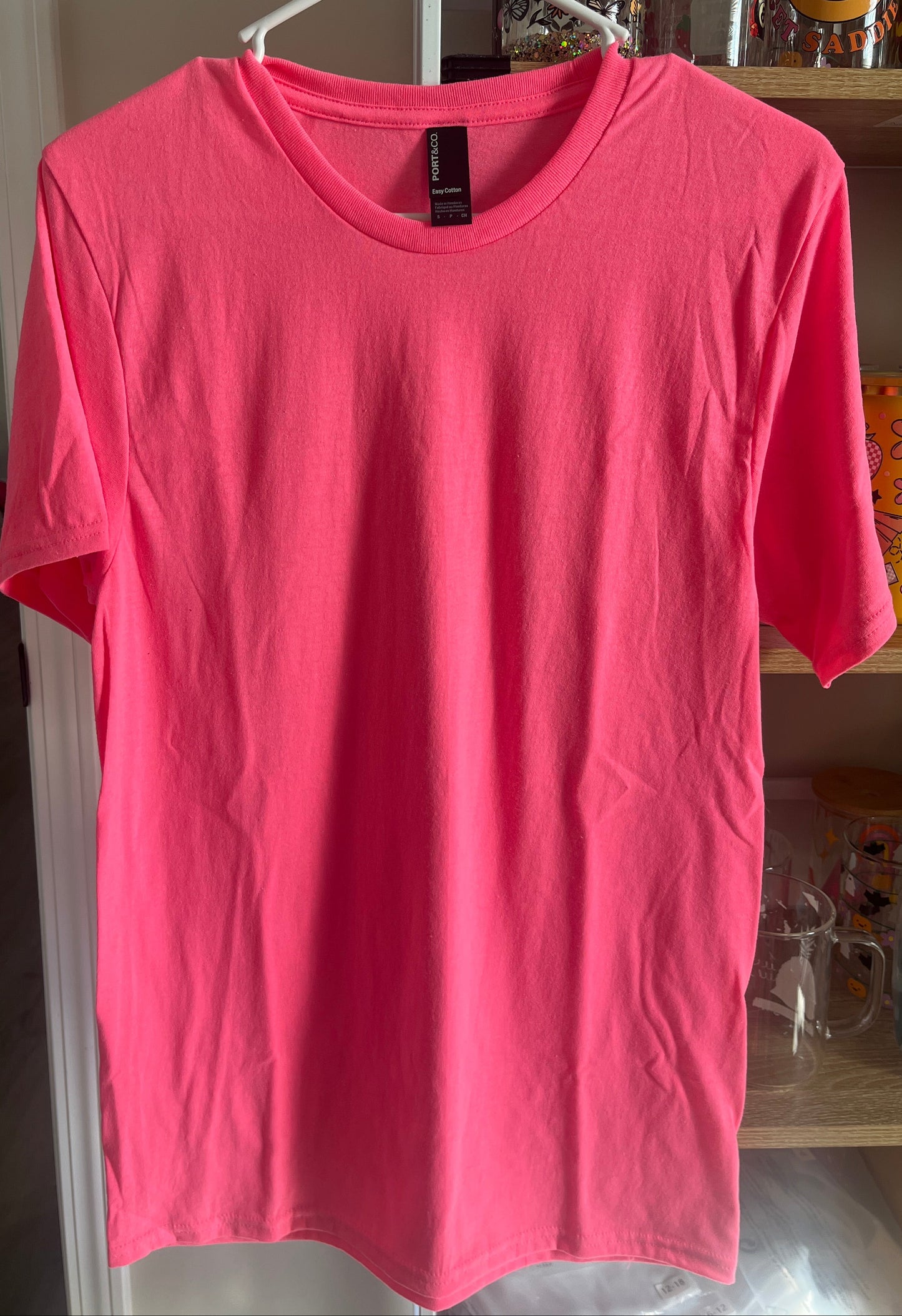 hot pink t-shirt